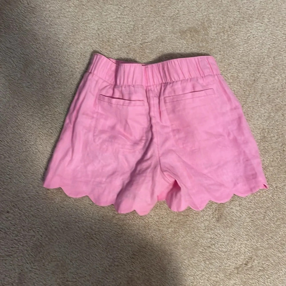 Lilly Pulitzer linen shorts - Picture 2 of 5